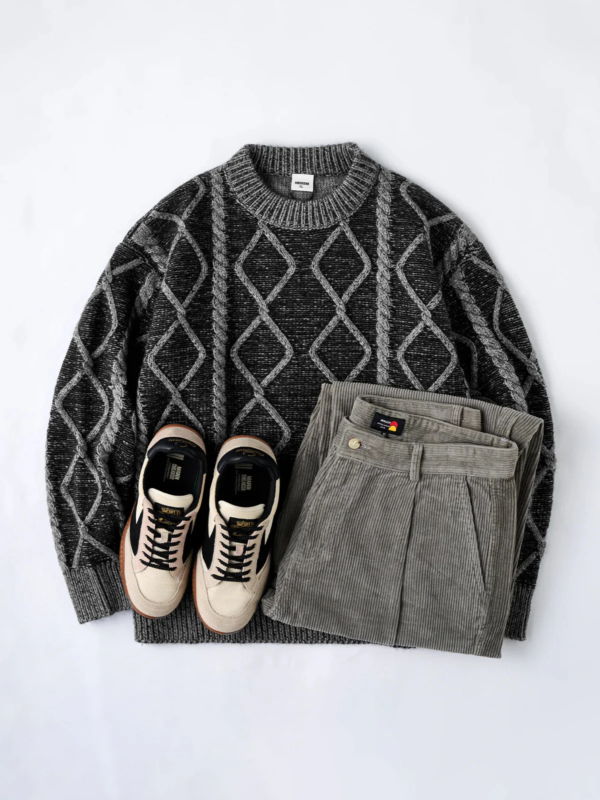 Crew Neck Sweater with Diamond Cable Knit Pattern - Image 16