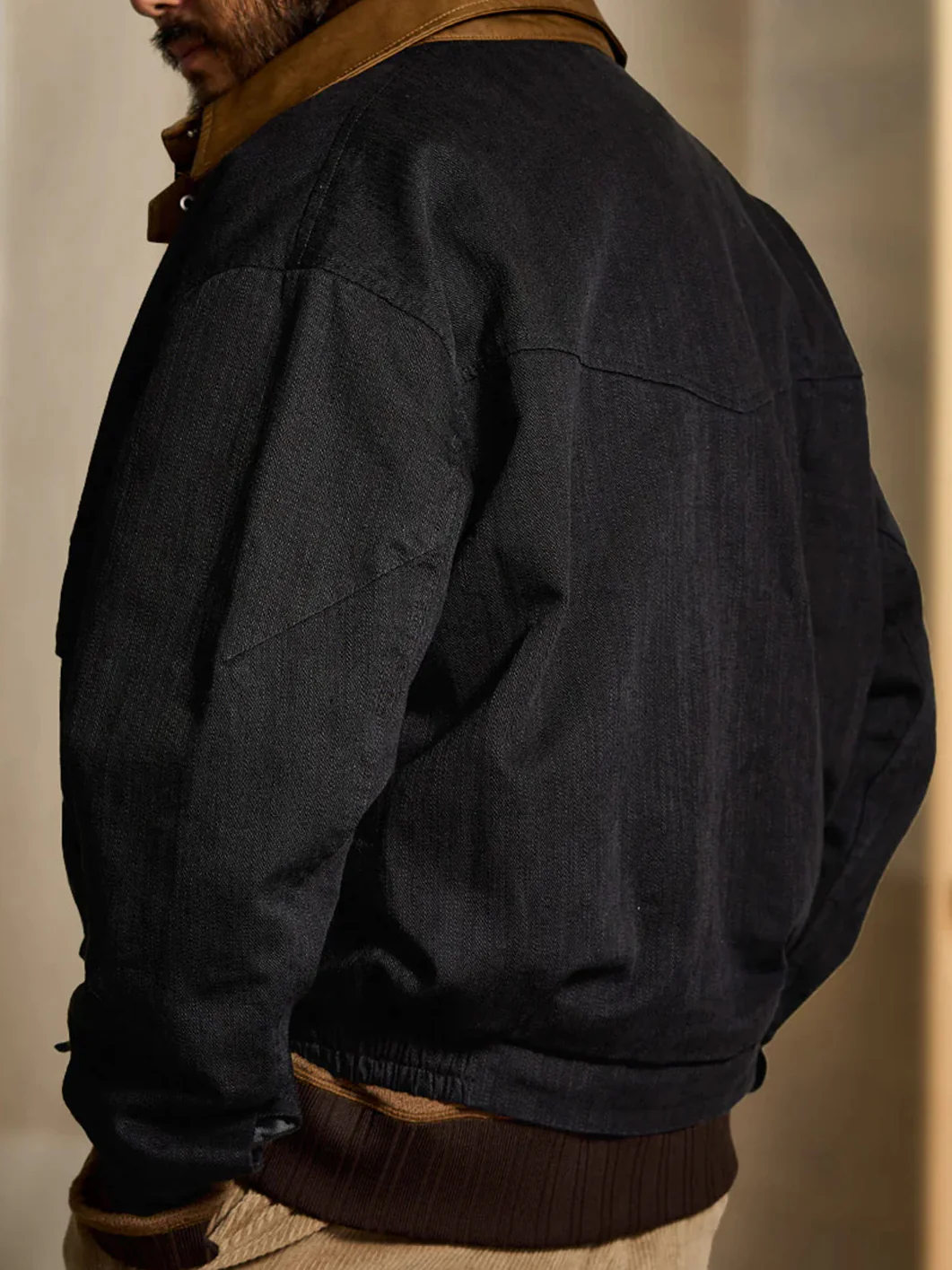 Mixed-Material Hunting Jacket with Leather-Effect Collar - Image 10