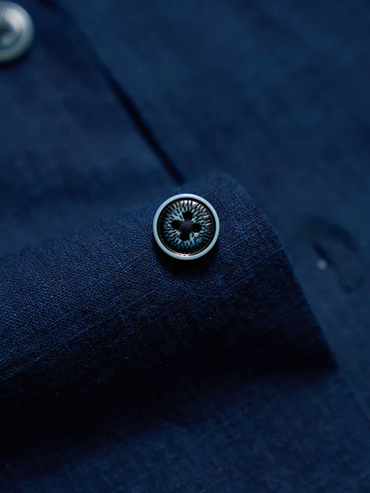 "Indigo-Dyed Series" Cotton-Linen Aloha Shirt with Toucan & Monstera Print - Image 9