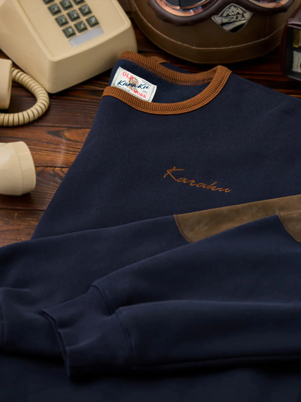 "KaraKu" Embroidery  Elbow Suede Patches Brushed Cotton Sweatshirt - Image 6