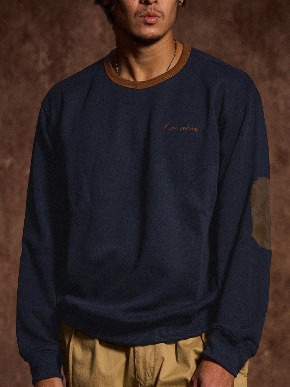 "KaraKu" Embroidery  Elbow Suede Patches Brushed Cotton Sweatshirt - Image 7