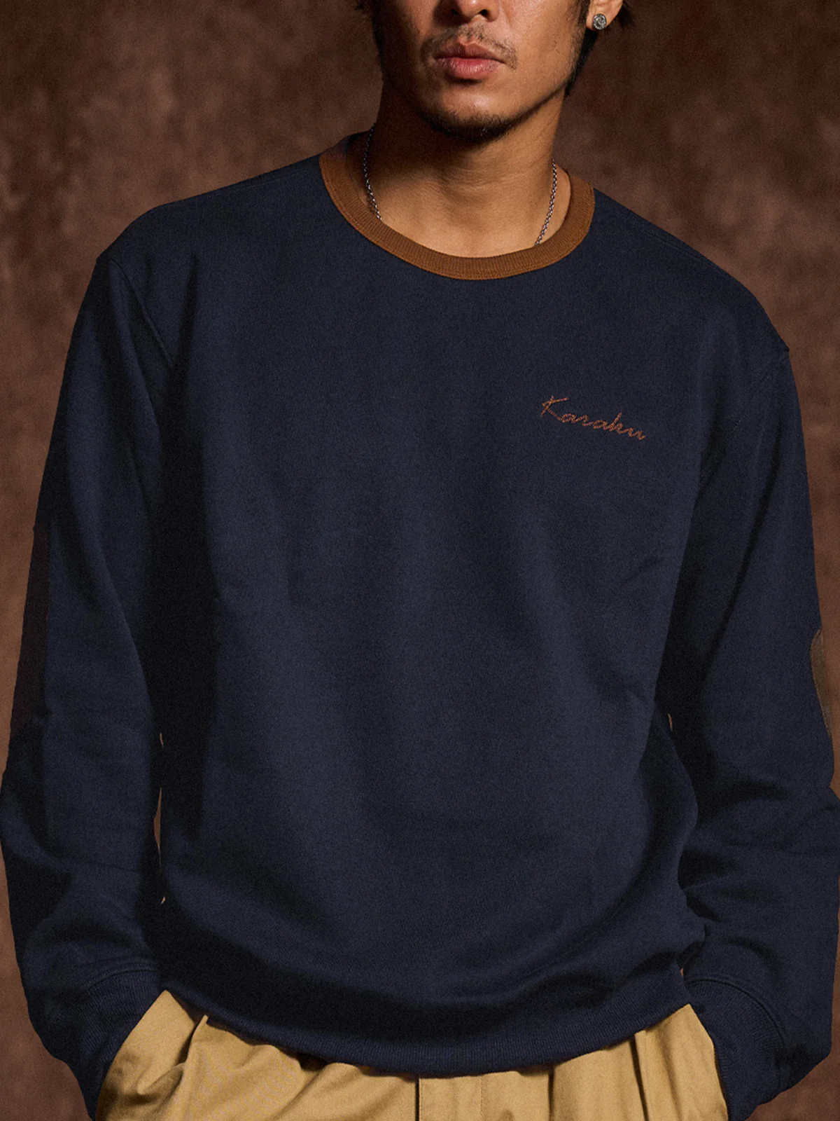 "KaraKu" Embroidery  Elbow Suede Patches Brushed Cotton Sweatshirt - Image 8