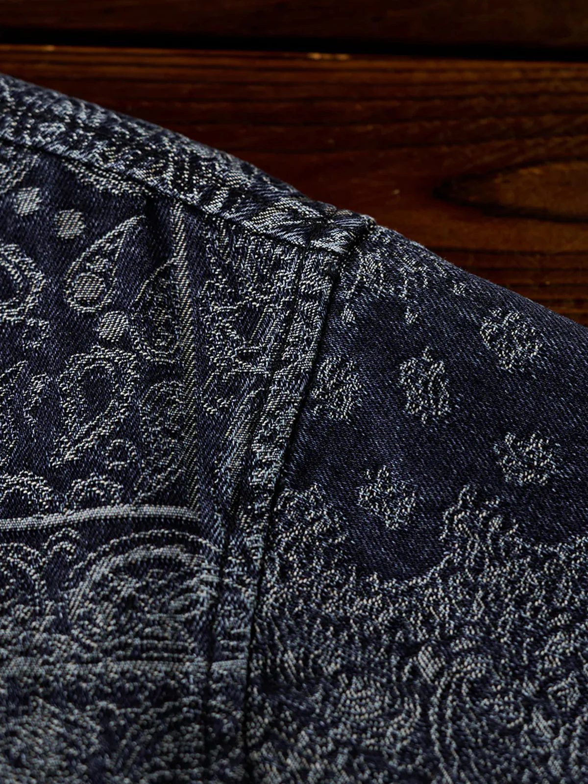 Toggle Buttons Paisley Jacquard Denim Shirt - Image 20