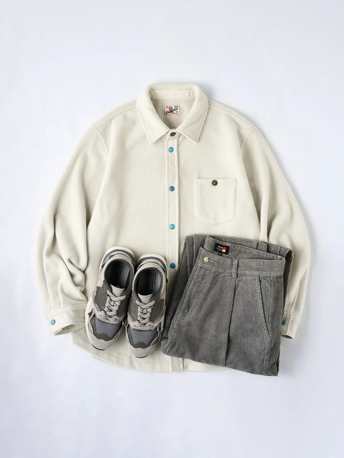 Brushed Fleece Shirt with Turquoise-Style Buttons - Image 18