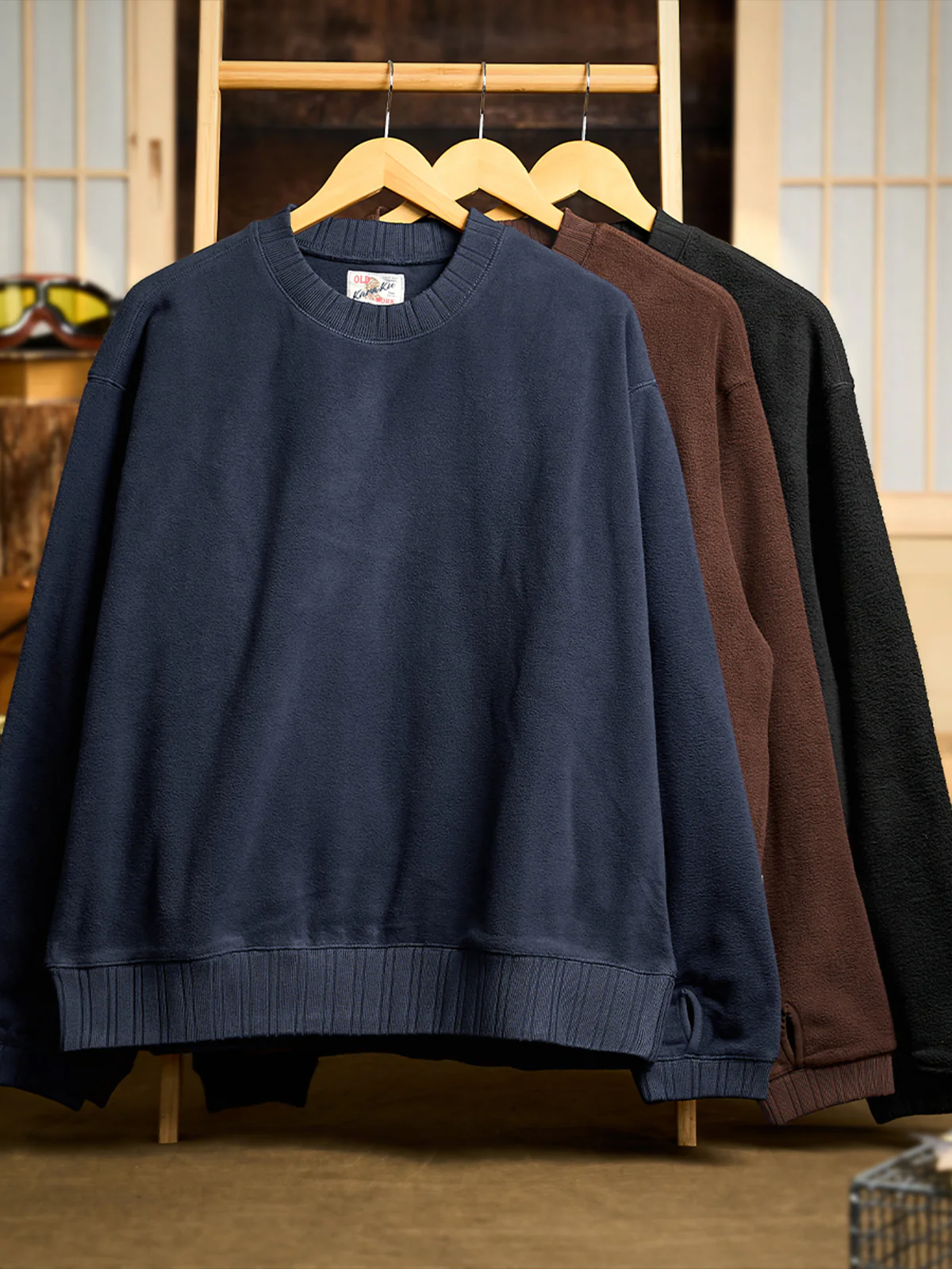 Thumbhole Sleeve Polar Fleece Sweatshirt - Image 5