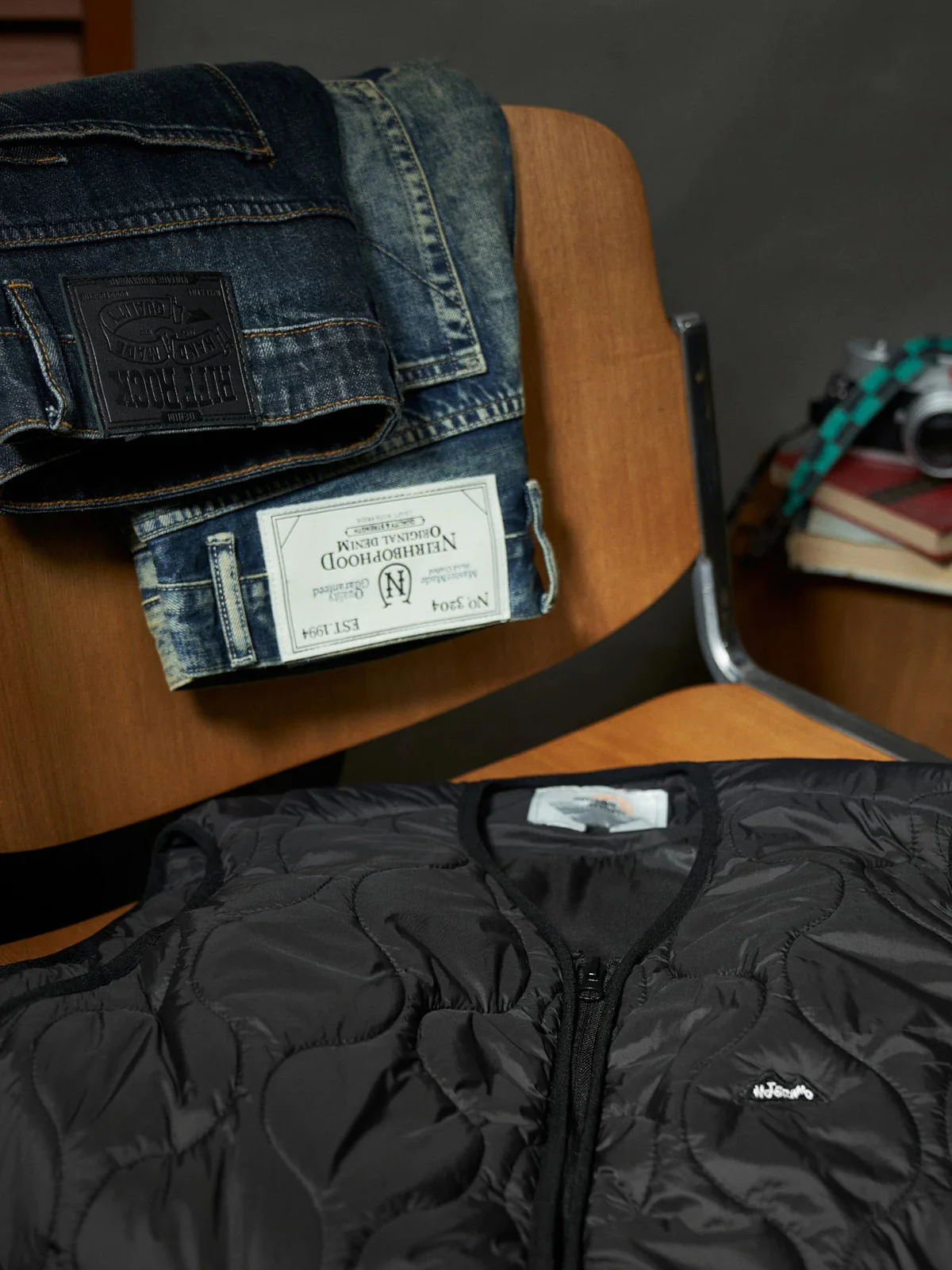 Quilted Vest with Embroidery and Double Zipper - Image 6