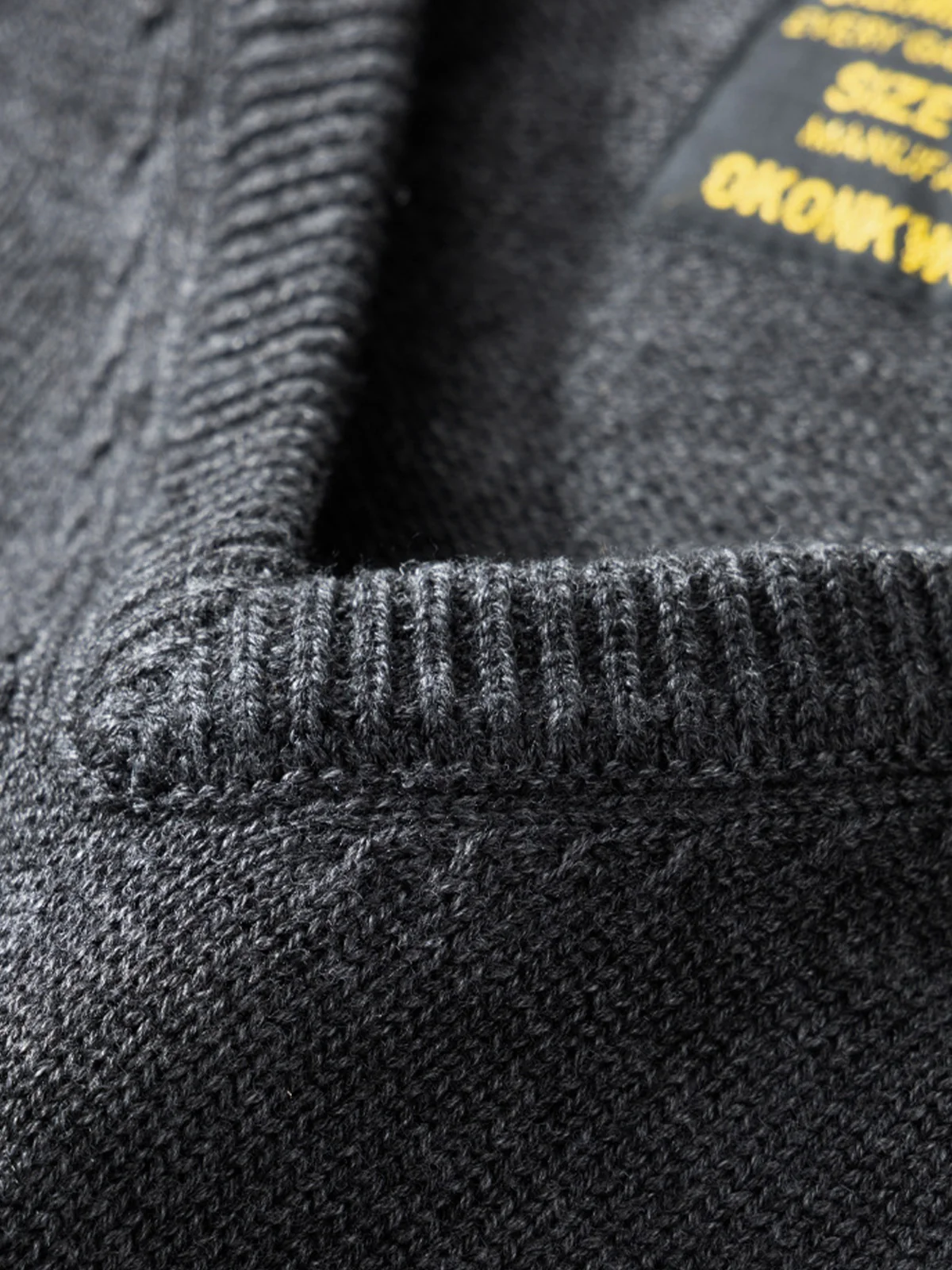 Ivy Look Wool Blend V-Neck Knit Vest - Image 12