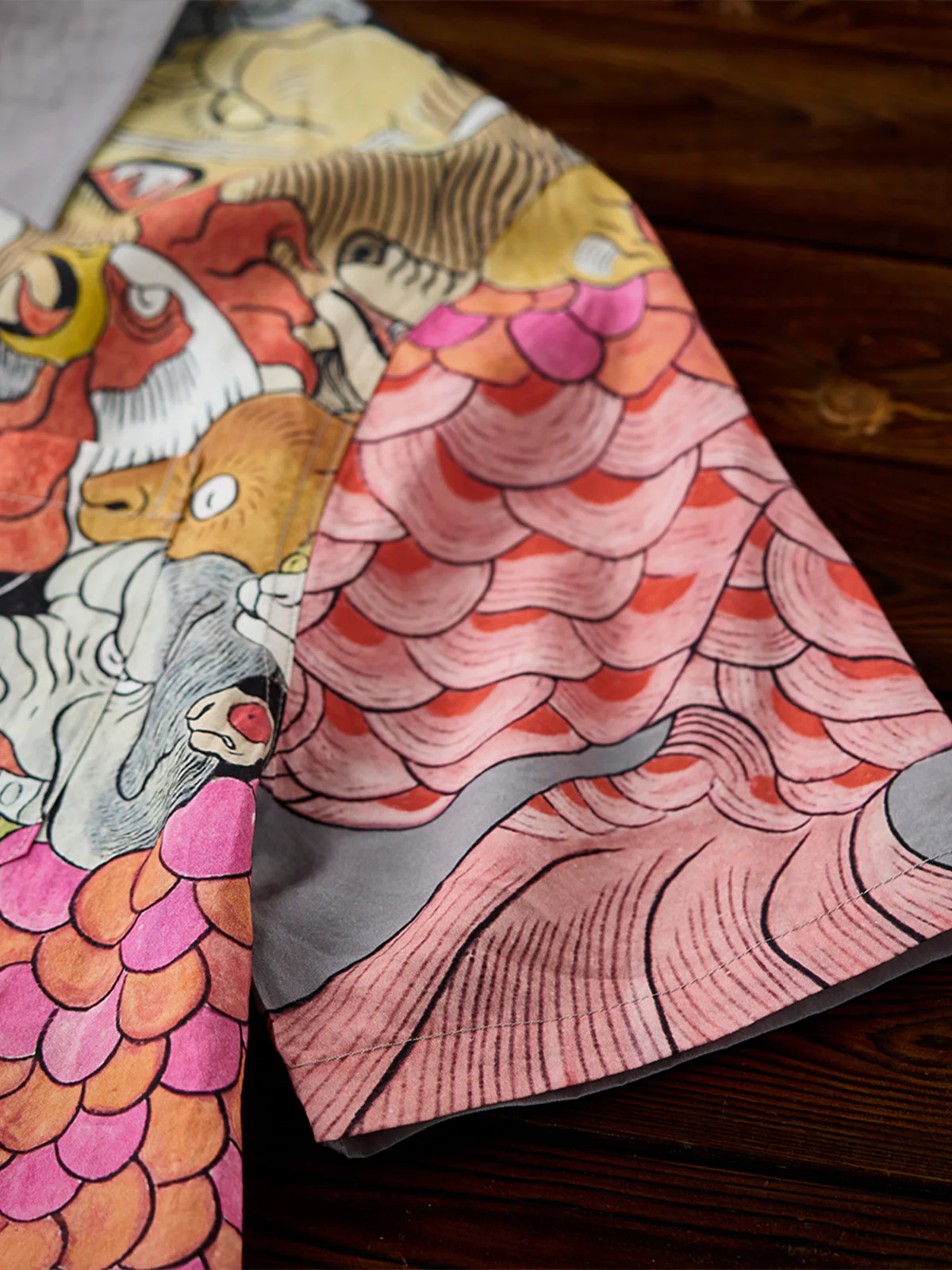 KARAKU×Ayako Ishiguro "Hundred-headed Fish" Ukiyo-e Style Tencel Aloha Shirt - Image 14