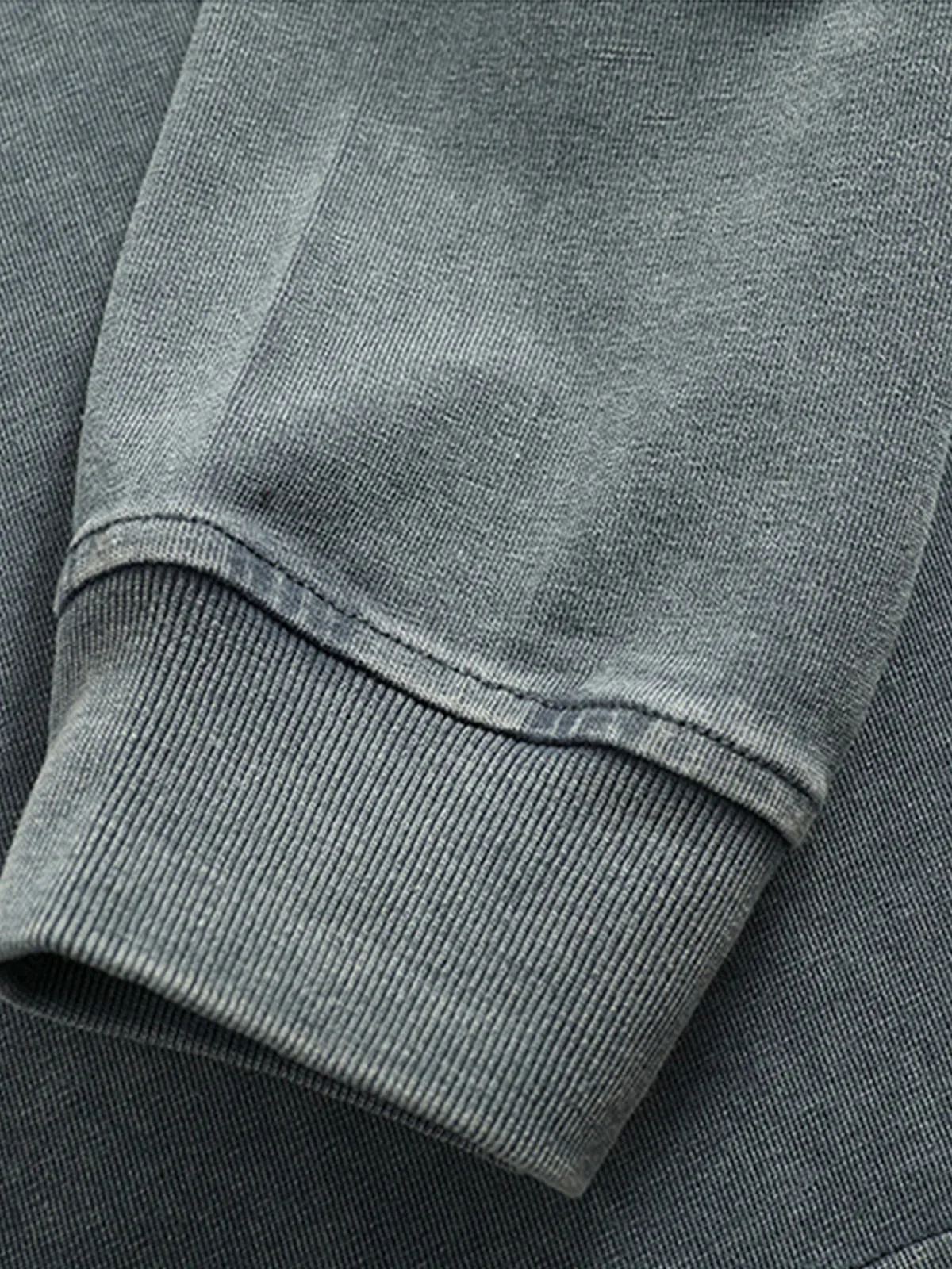 Washed Finish Mini Embroidery & Color-Variation Pocket Long Sleeve Tee - Image 10
