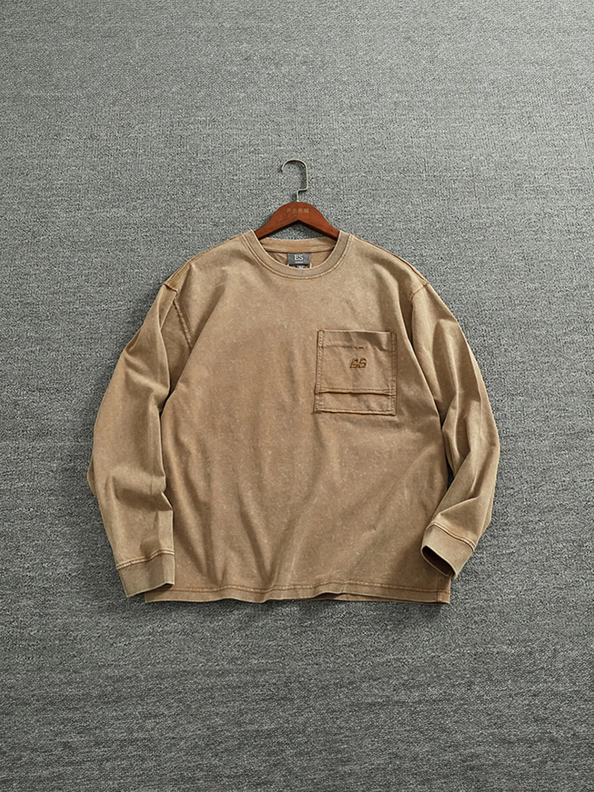 Washed Finish Mini Embroidery & Color-Variation Pocket Long Sleeve Tee - Image 3