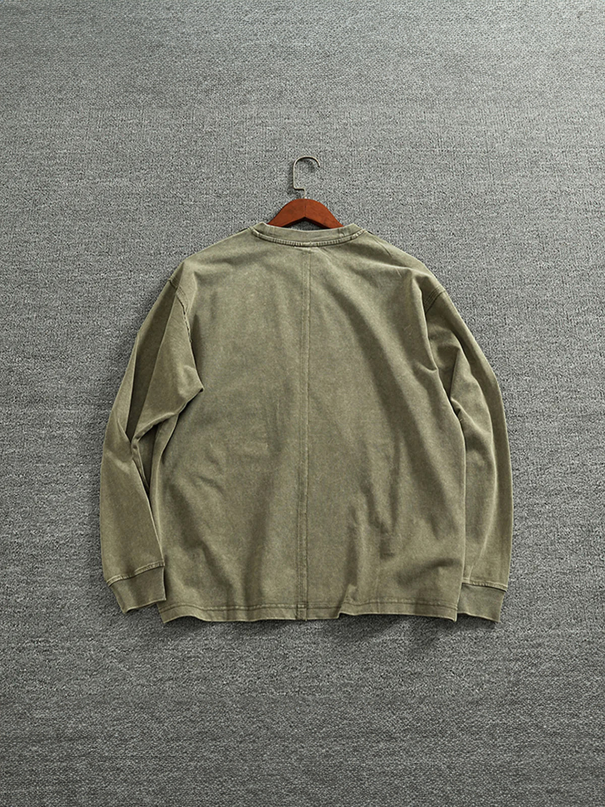 Washed Finish Mini Embroidery & Color-Variation Pocket Long Sleeve Tee - Image 7