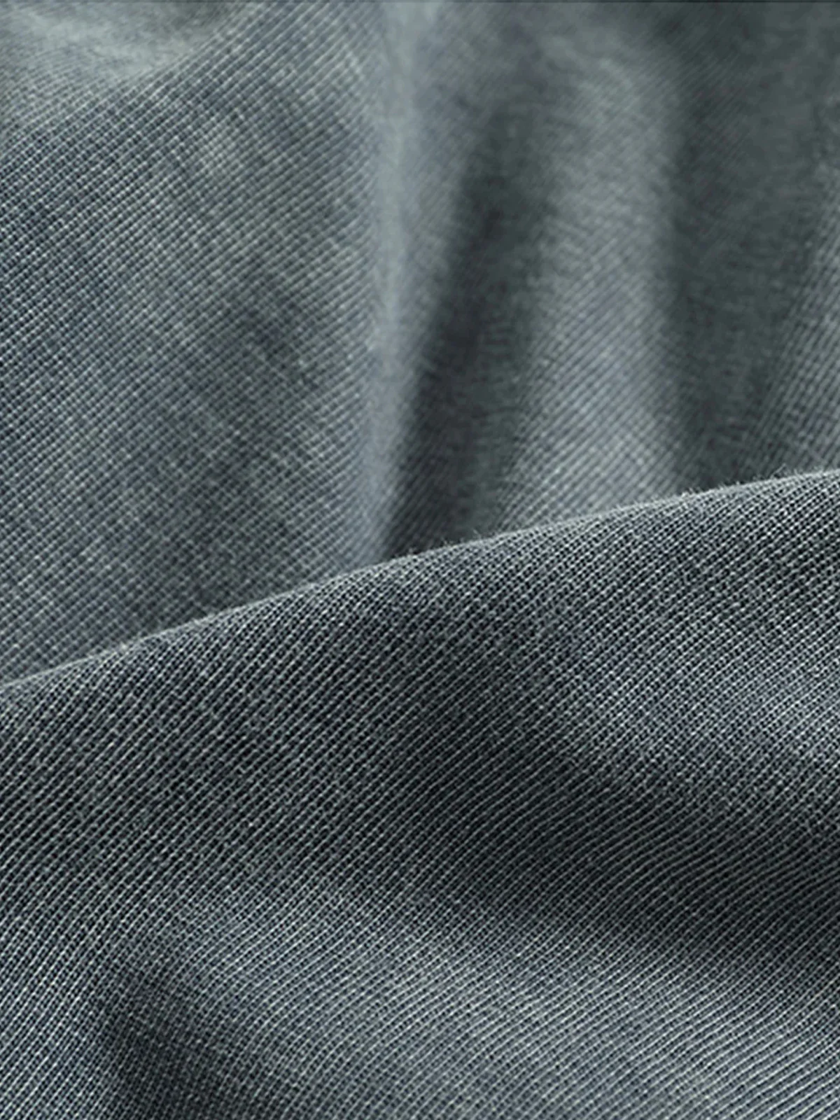 Washed Finish Mini Embroidery & Color-Variation Pocket Long Sleeve Tee - Image 9