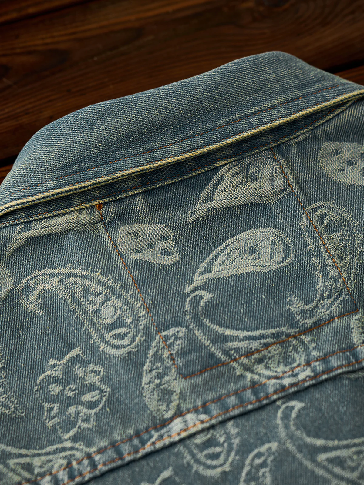 All-over Paisley Jacquard Weave Heavyweight Denim Overshirt - Image 11