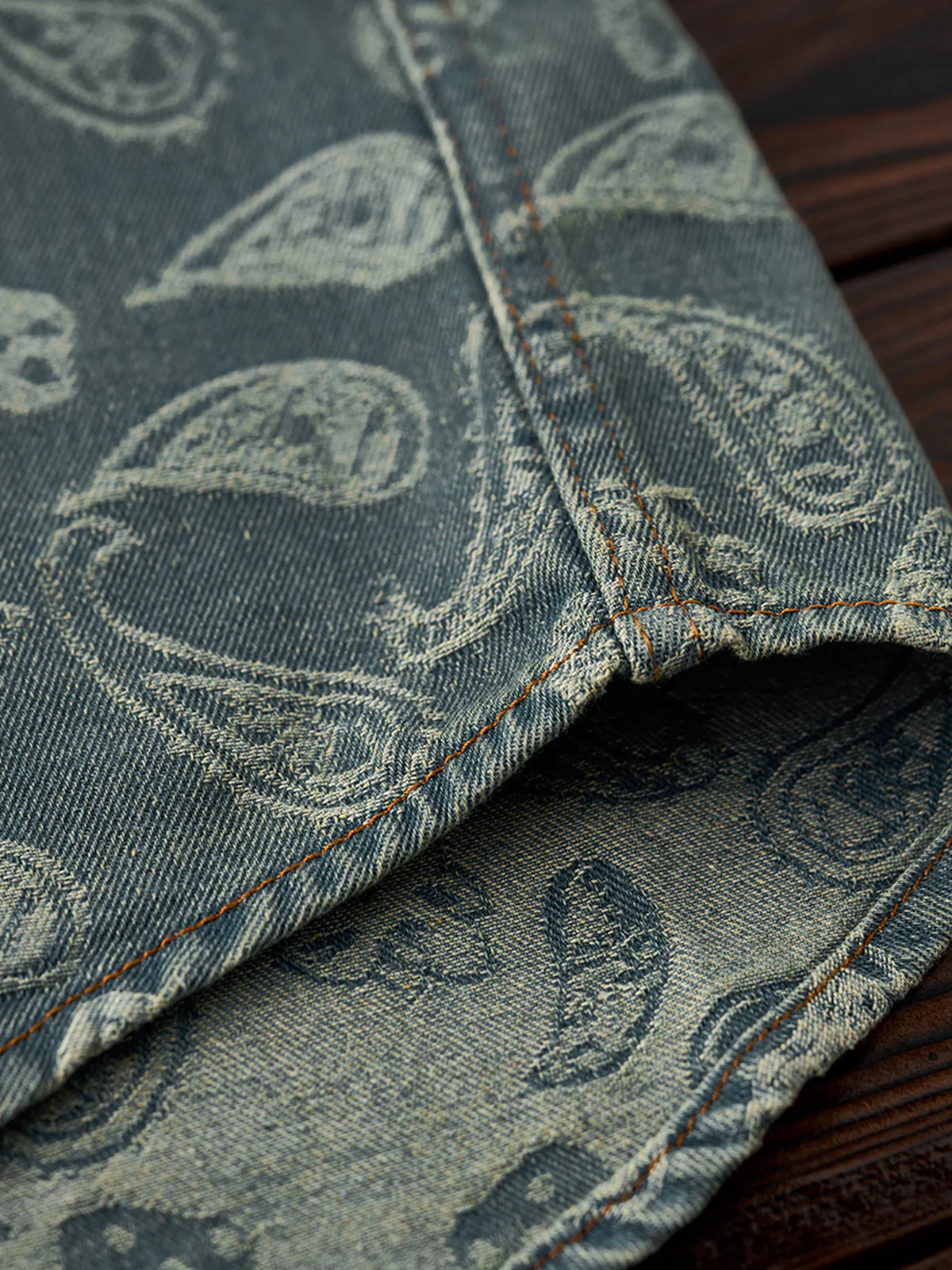 All-over Paisley Jacquard Weave Heavyweight Denim Overshirt - Image 14