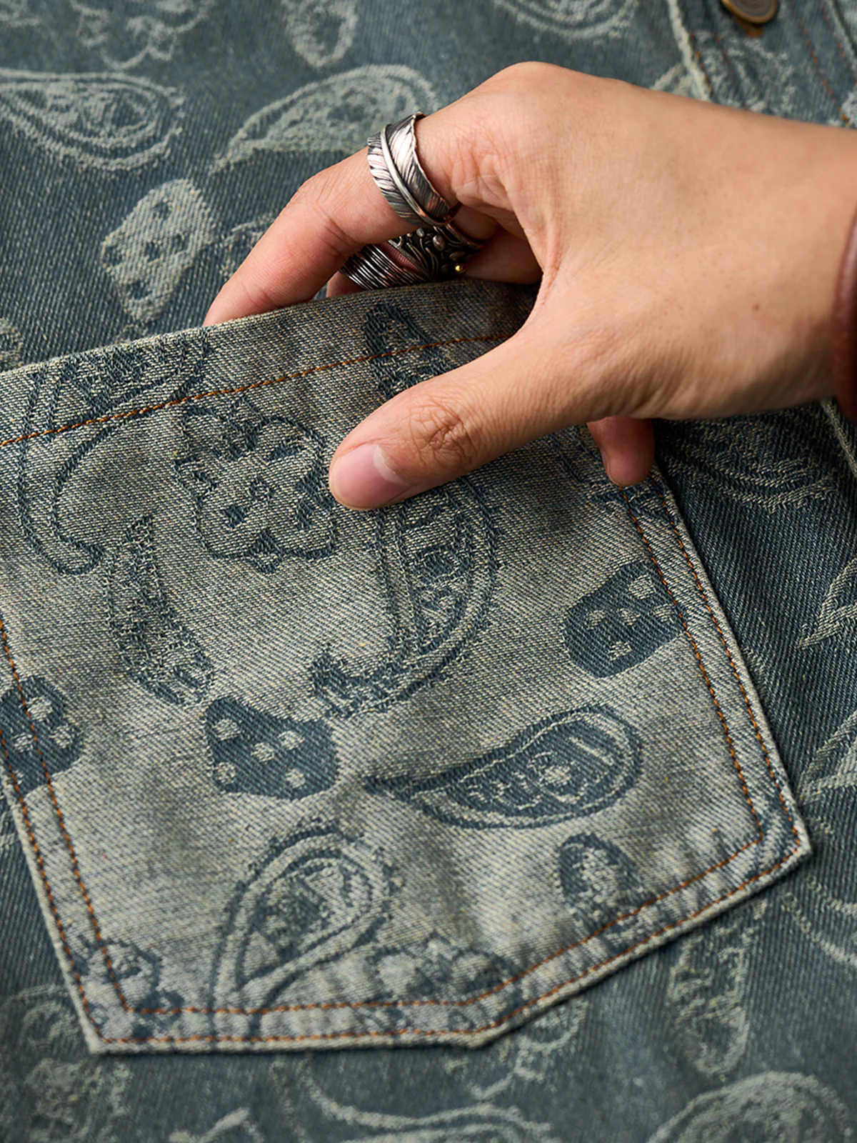 All-over Paisley Jacquard Weave Heavyweight Denim Overshirt - Image 9