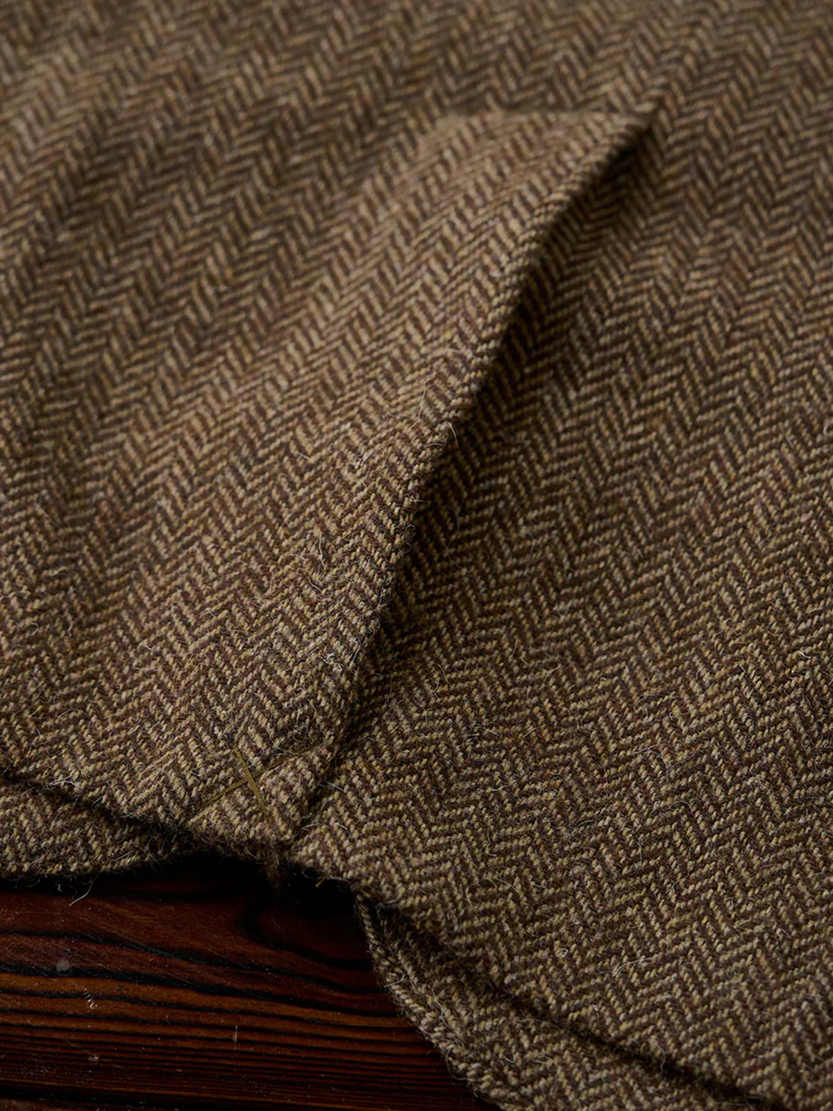 Wool-Blend Herringbone Tweed Tailored Jacket - Image 18