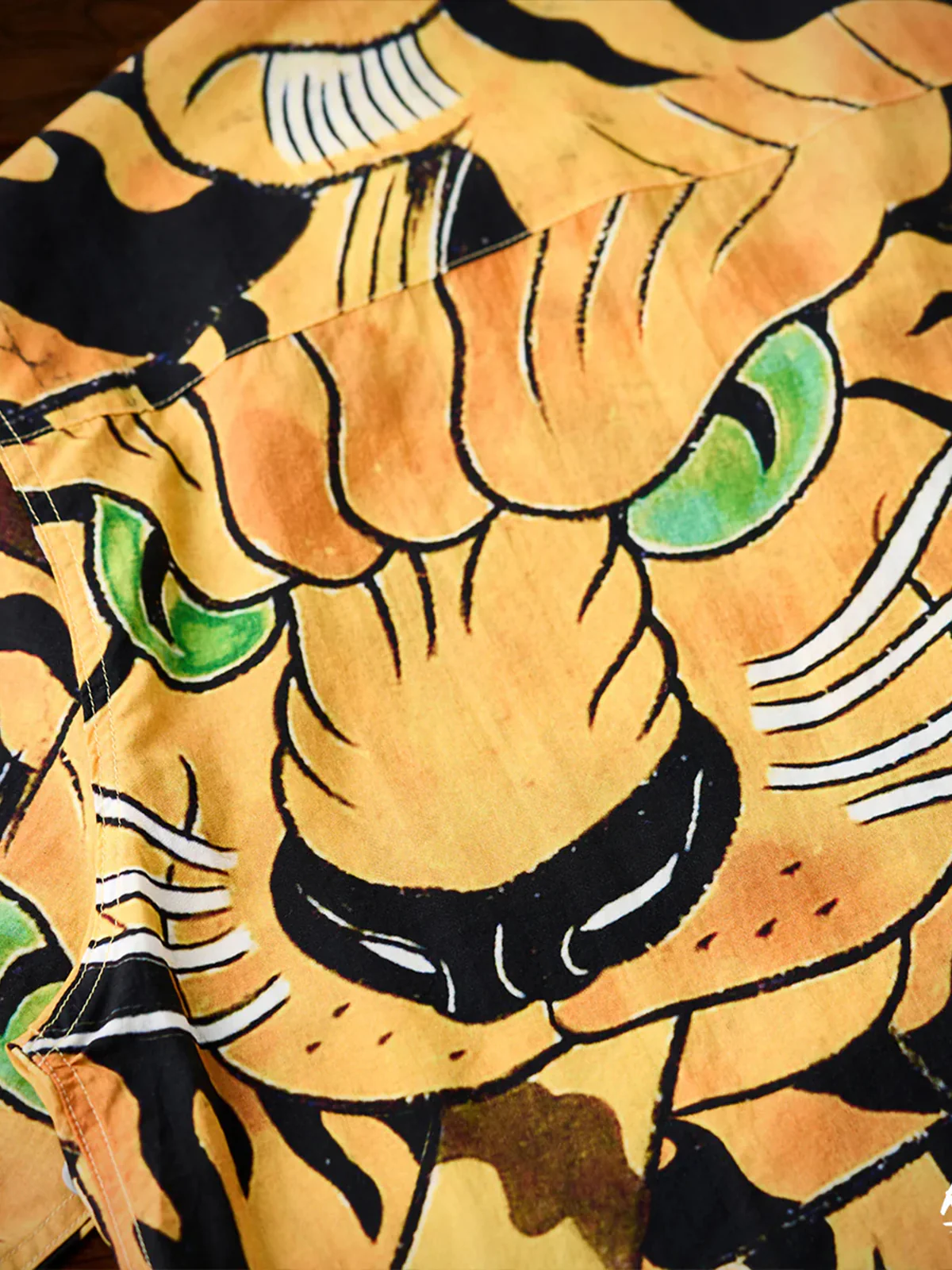 KARAKU× Ayako Ishiguro "Toranogan" All-over Print Tencel Aloha Shirt - Image 11