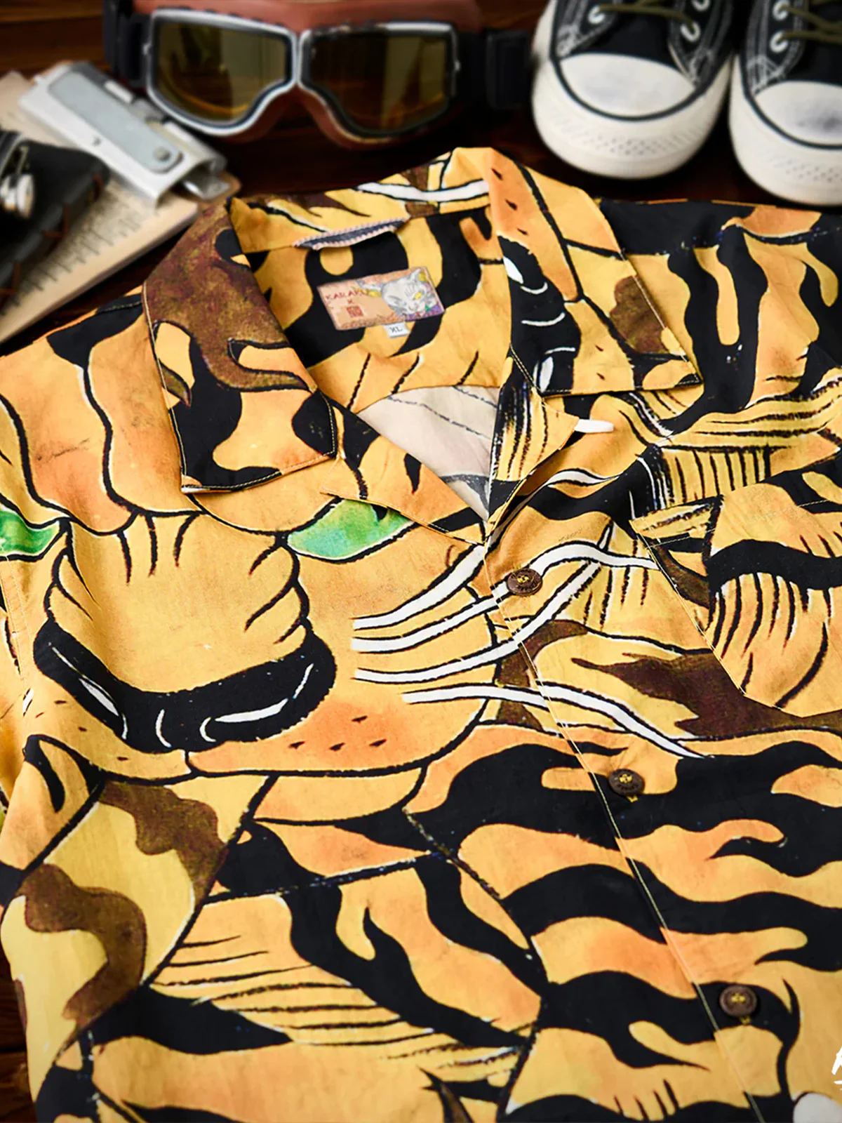 KARAKU× Ayako Ishiguro "Toranogan" All-over Print Tencel Aloha Shirt - Image 4