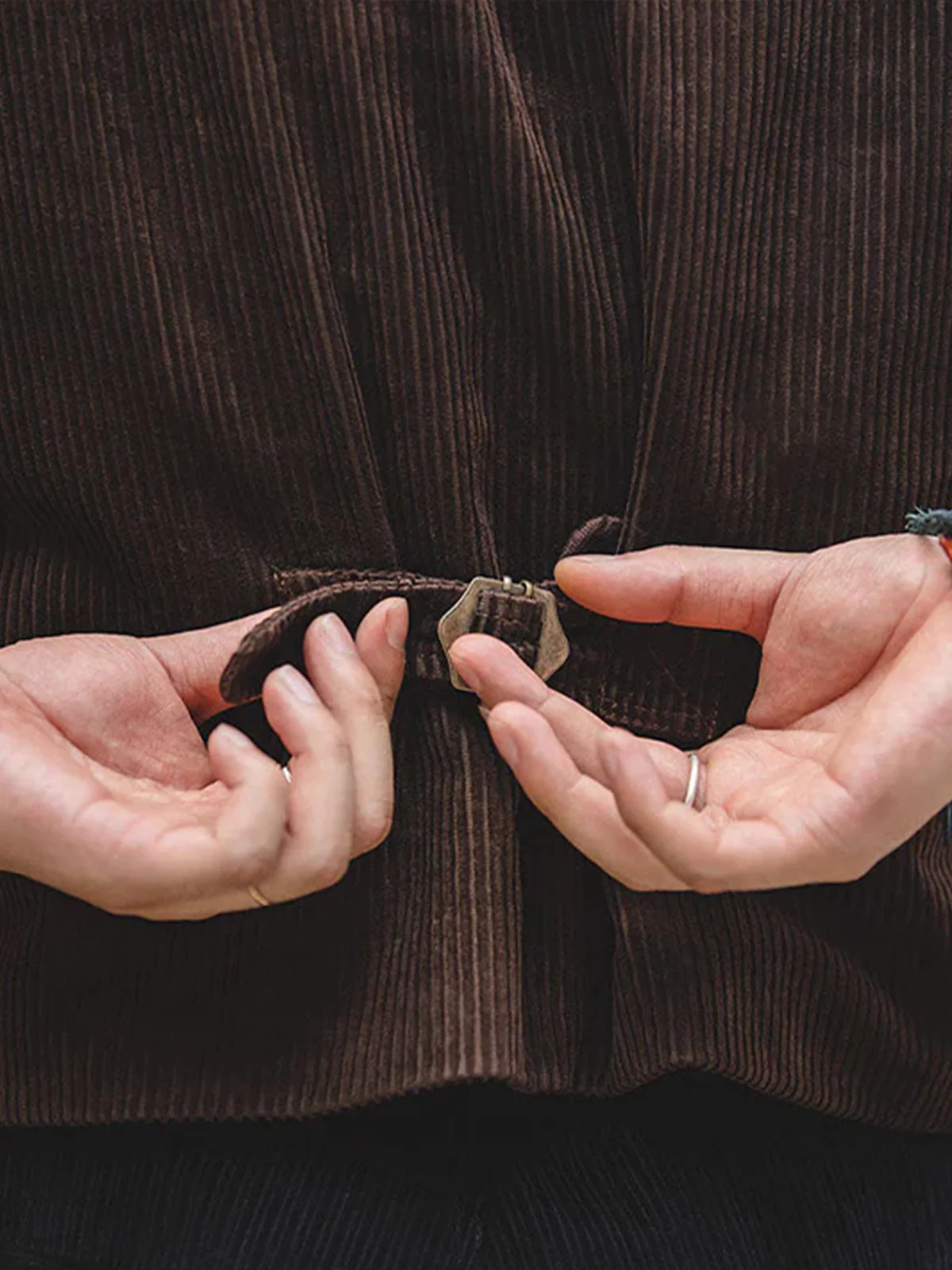 V-neck Corduroy Work Vest - Image 7