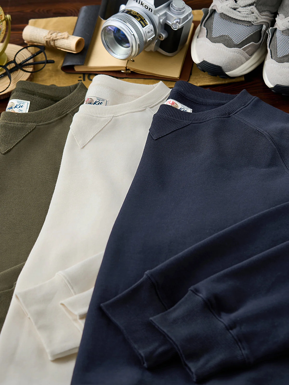 Casual Heavyweight Crewneck Sweatshirt - Image 7