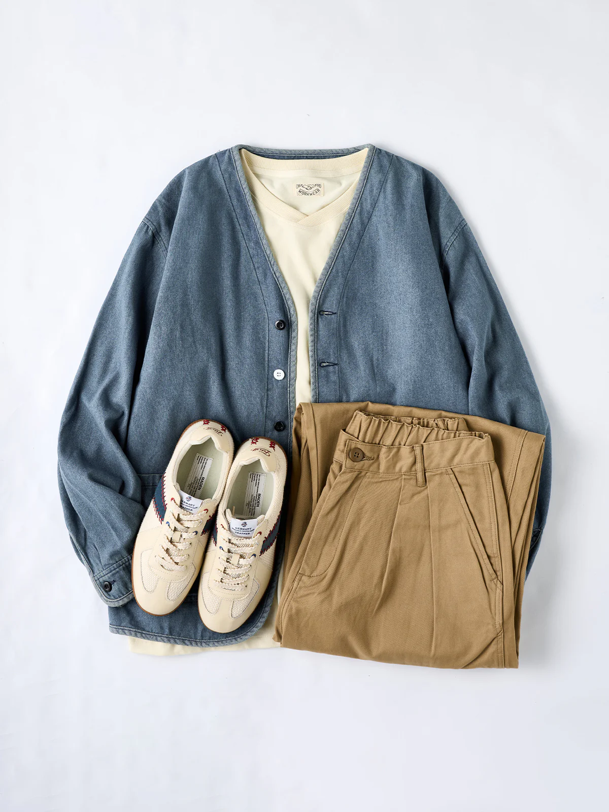 Contrast Button Collarless Denim Jacket - Image 16