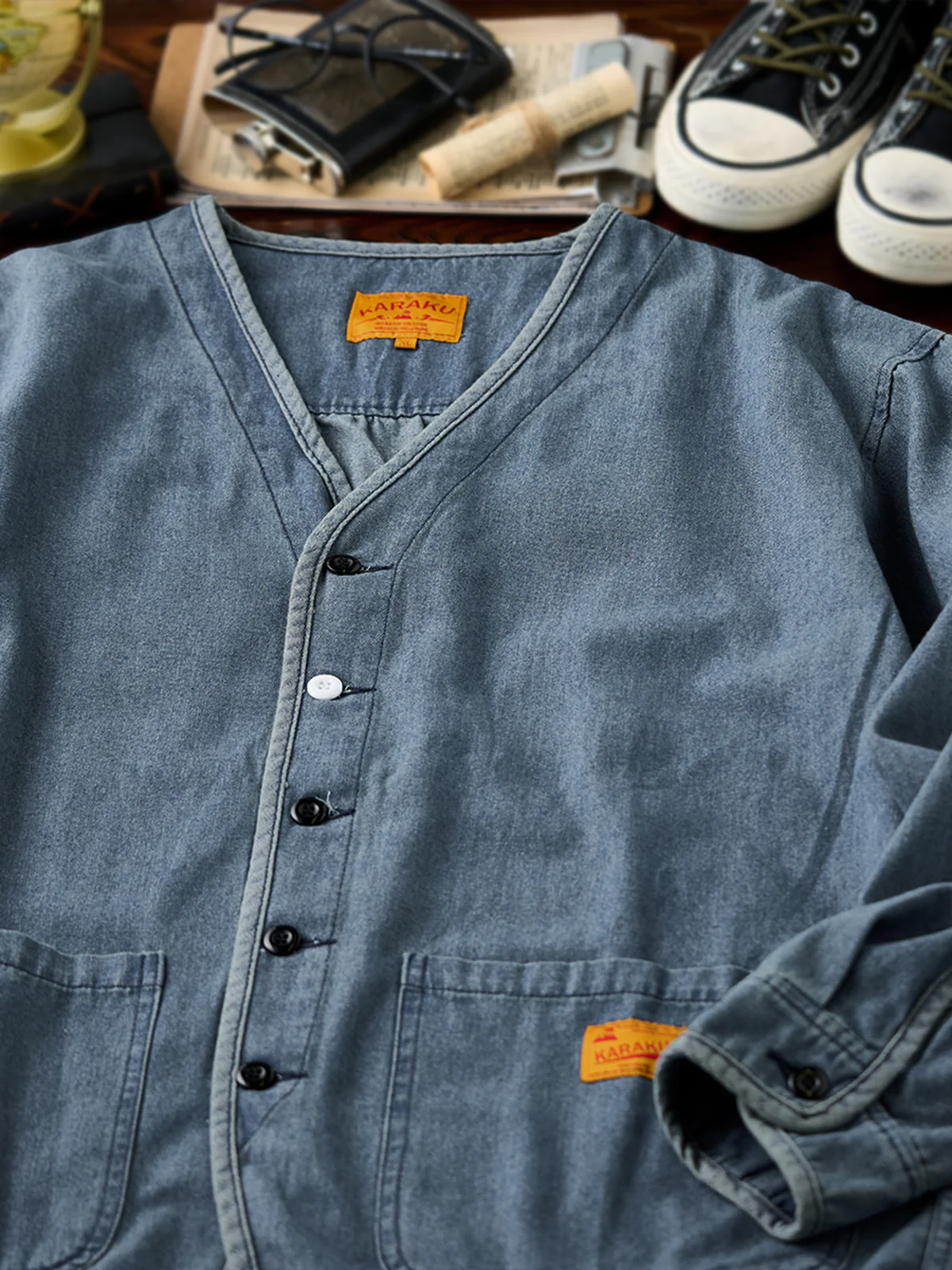 Contrast Button Collarless Denim Jacket - Image 4