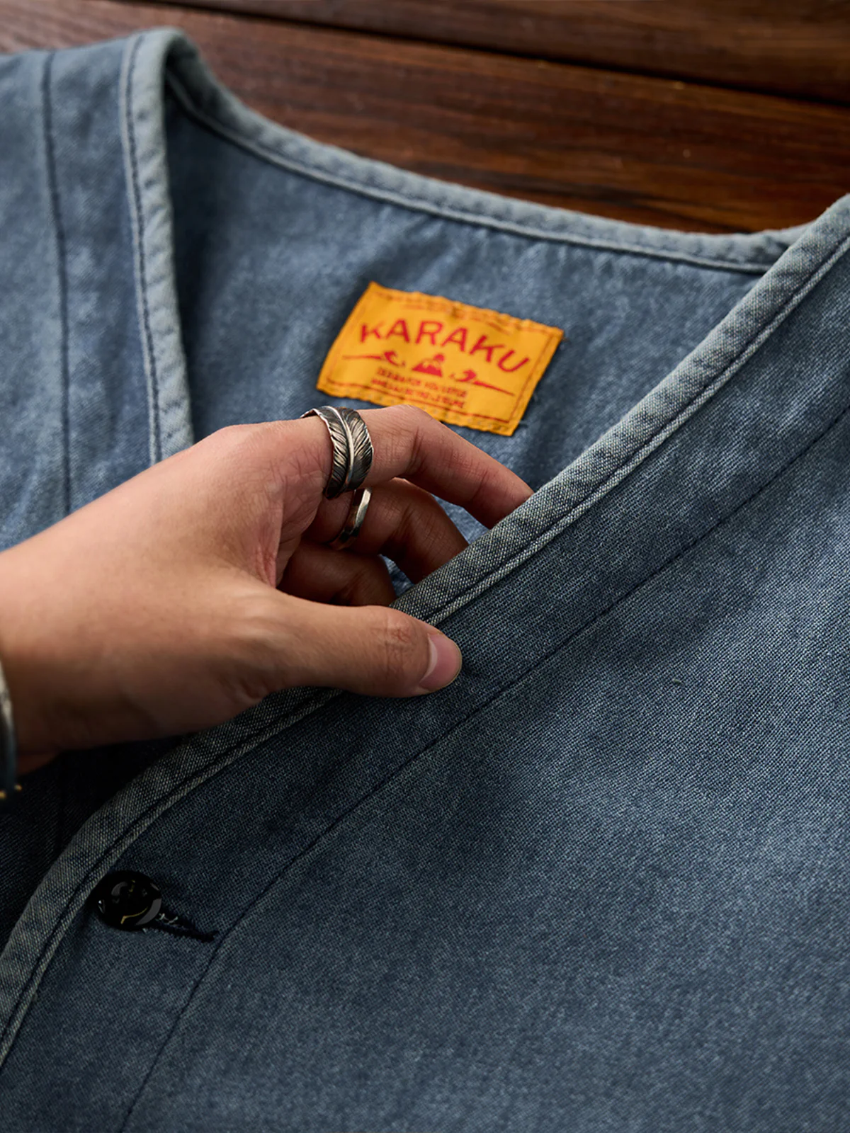 Contrast Button Collarless Denim Jacket - Image 6