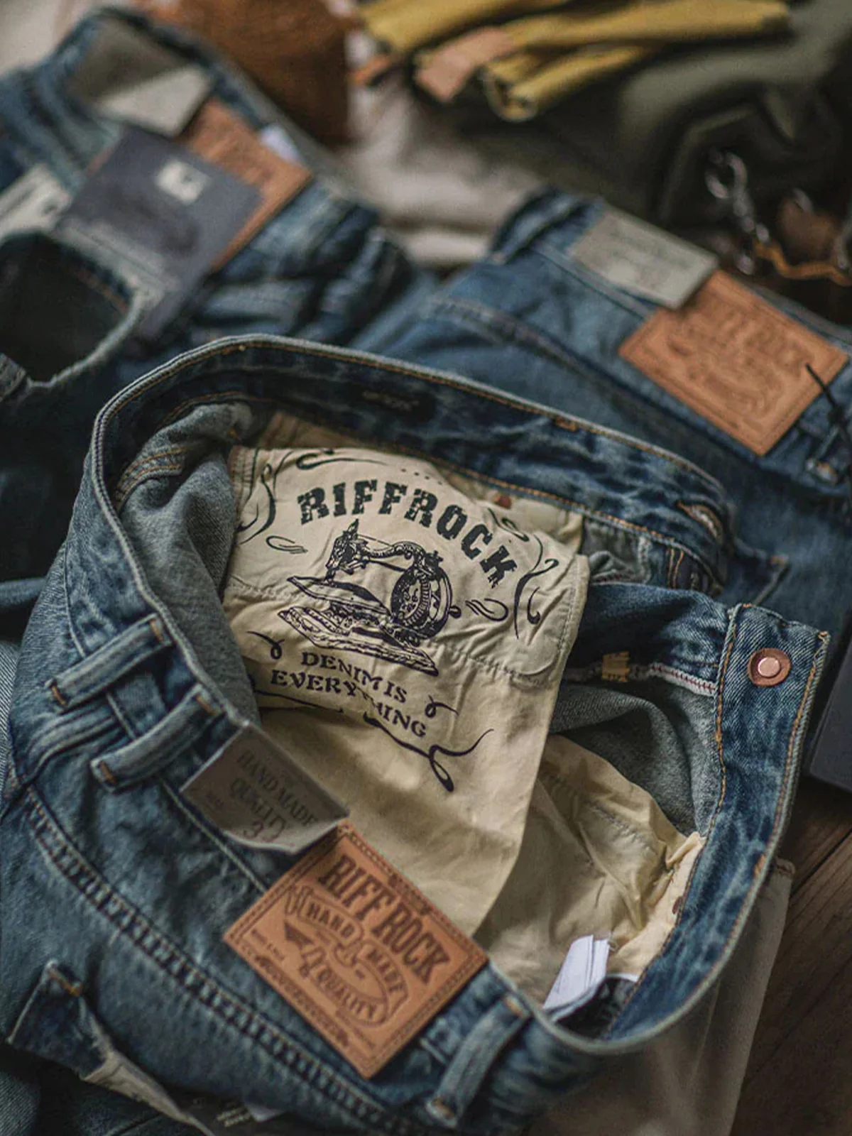 Casual Straight Tapered Jeans - Image 10