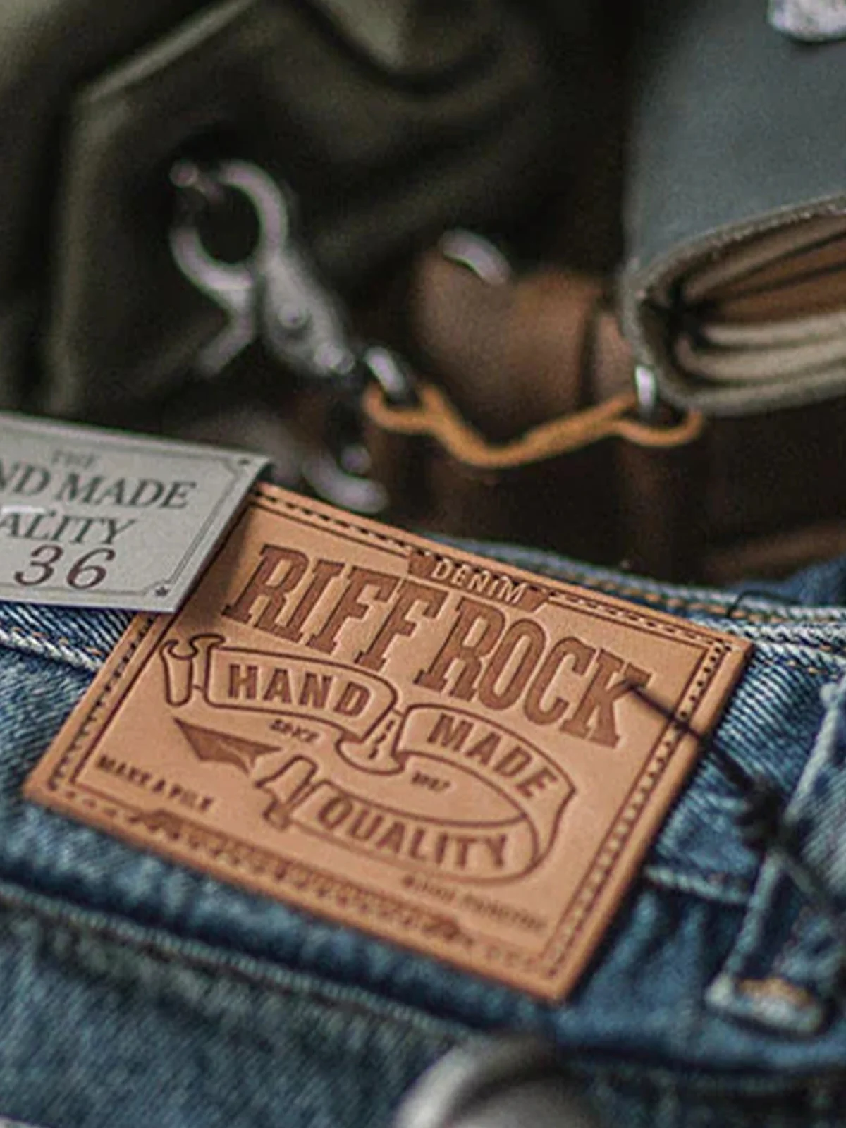 Casual Straight Tapered Jeans - Image 9