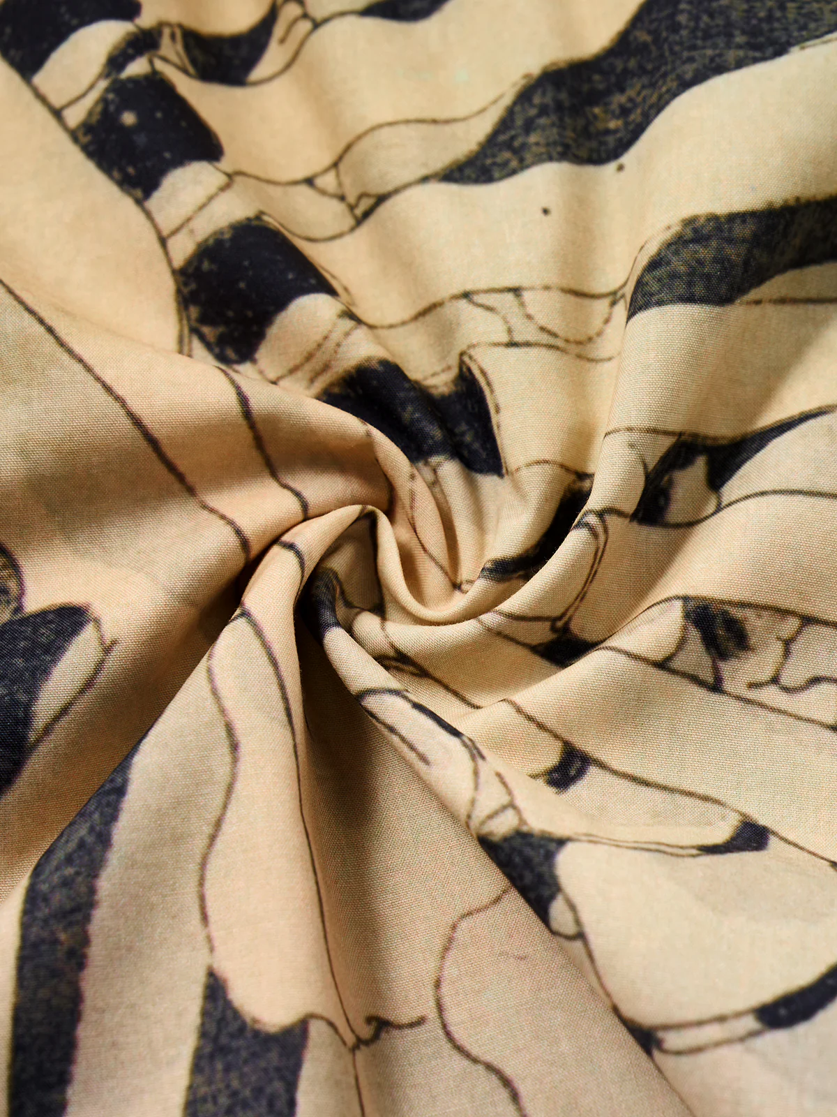 Japanese Masterpiece Soma No Kudairi Gradient Cotton Camp Shirt - Image 6